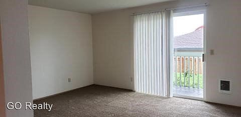 2nd image of 76 N Oak Harbor St APT 102