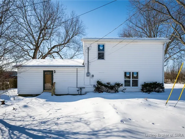 7914 County Line Road, Sellersburg, IN 47172