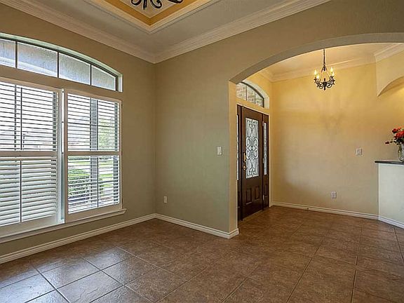4th image of 6355 Ellington Ln