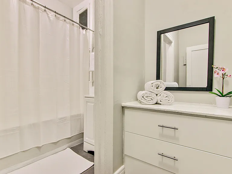Cherokee Villas Bathroom