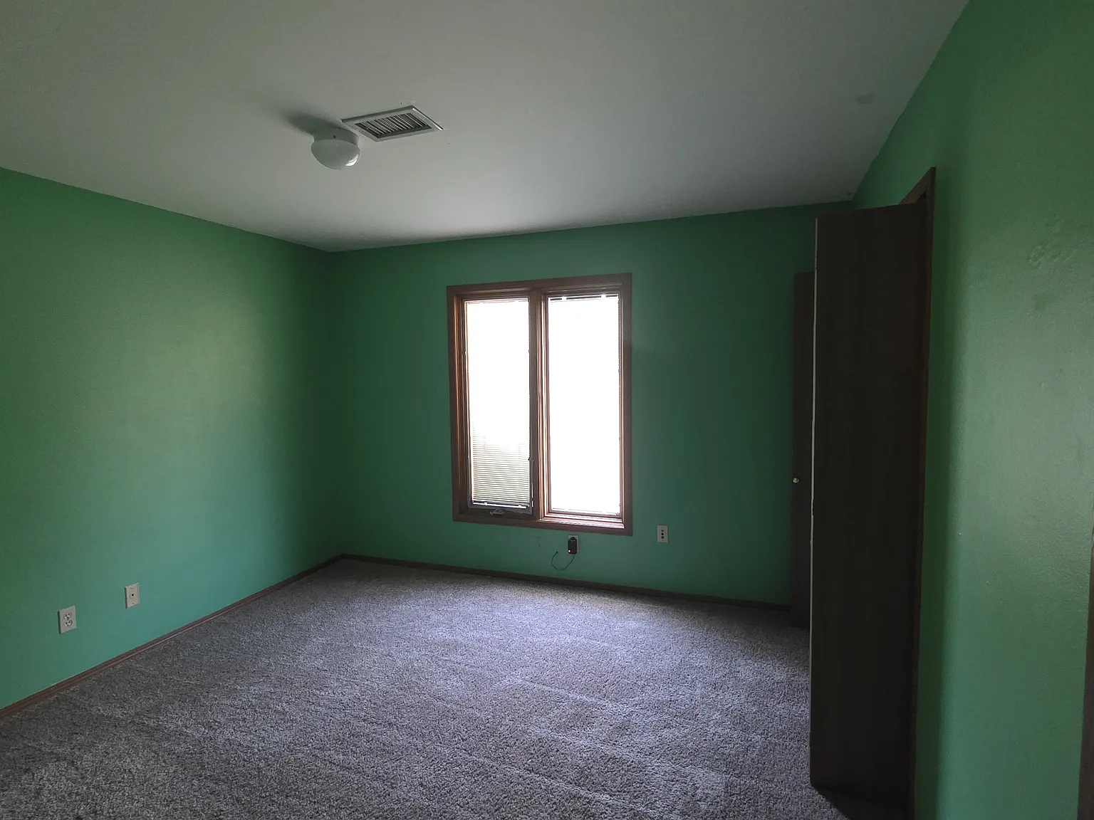 2 bed, 876 sqft, $750 — Photo 2