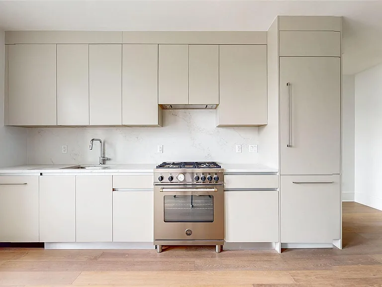 148-09 Northern Blvd #5J — Photo 9