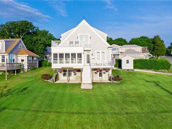 836 Narragansett Ave Prudence Island Ri 02872 Zillow