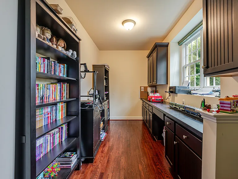 8500 Wedderburn Station Dr — Photo 23