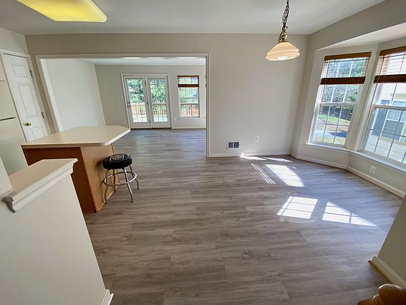 5th image of 18735 Harmony Woods Ln
