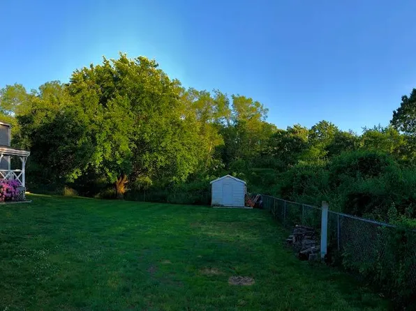 54 Orlando St, Feeding Hills, MA 01030
