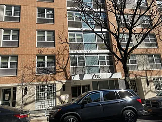 KB25 at 325 East 25th Street in Kips Bay
