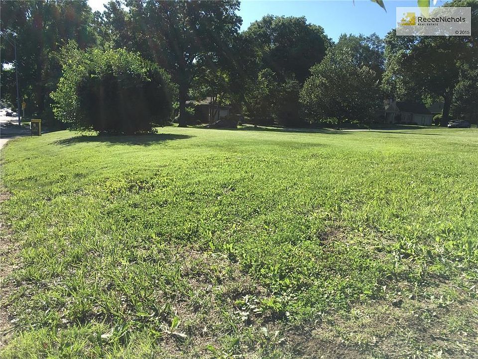 2nd image of 9441 Meadow Ln