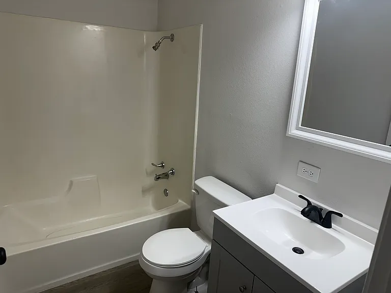 1730 Lynn St #C — Photo 8