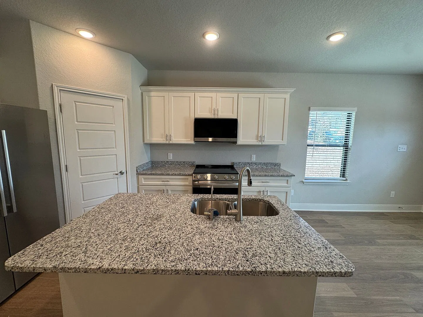 7239 Magnolia Creek Unit 101 — Photo 4