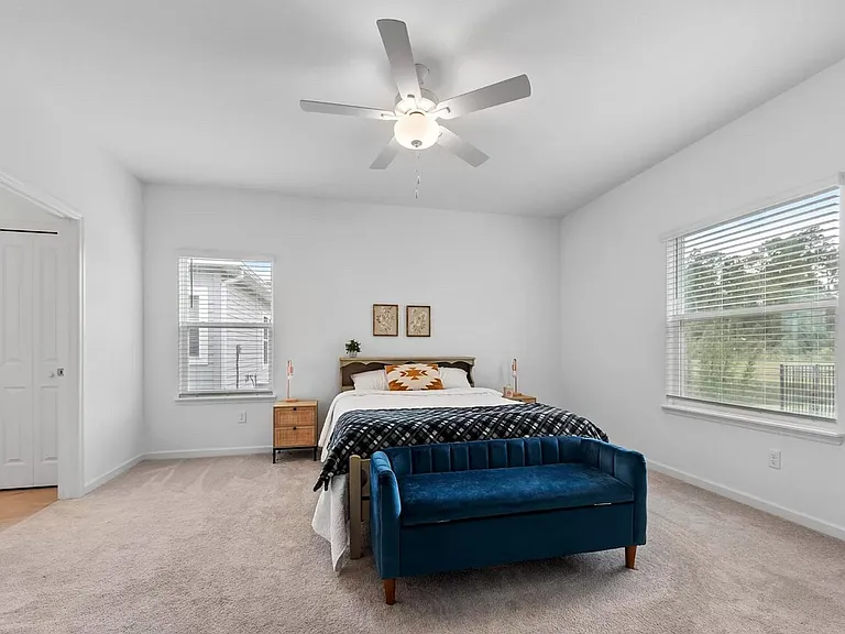 3036 Crossfield Dr — Photo 3
