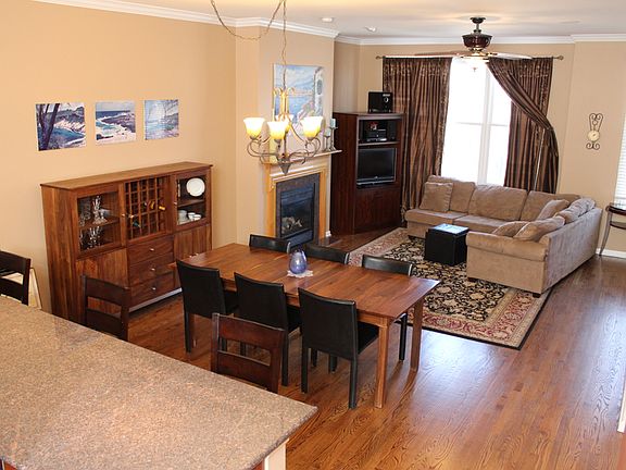 Main 2nd floor living area 1