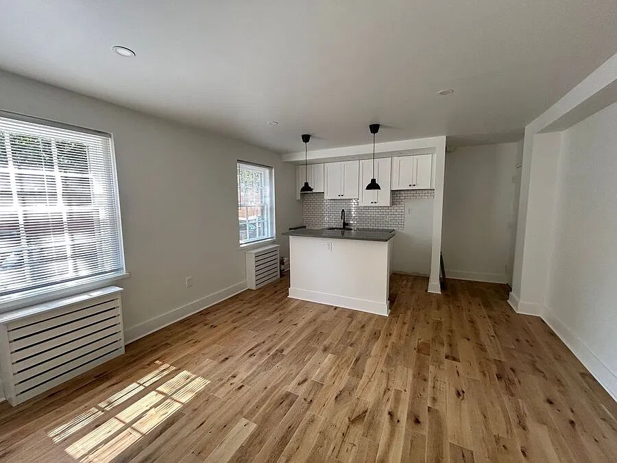 736 N Ter — Photo 1