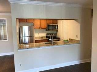 1833 Meerbrook Ct, Cherry Hill, NJ 08003