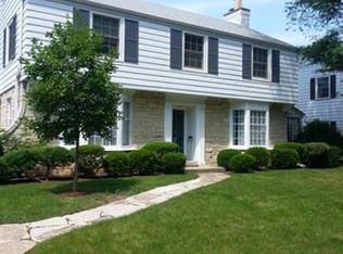 2000 Greenwood Ave, Wilmette, IL
