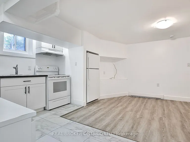 252 6th St #6 — Photo 7