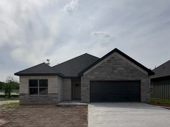 701 N College Ave, West, TX 76691