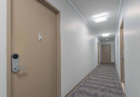 5th image of 418 E 80th St #6L