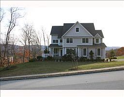 1st image of 7 Beth Ct