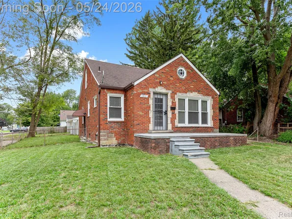 4501 Woodhall St, Detroit, MI 48224