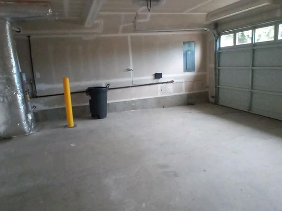 5th image of 11120 Woodley Ave S