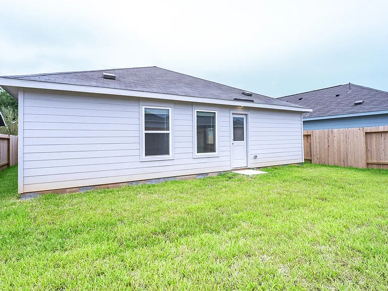 15724 Plum Brook Dr — Photo 24