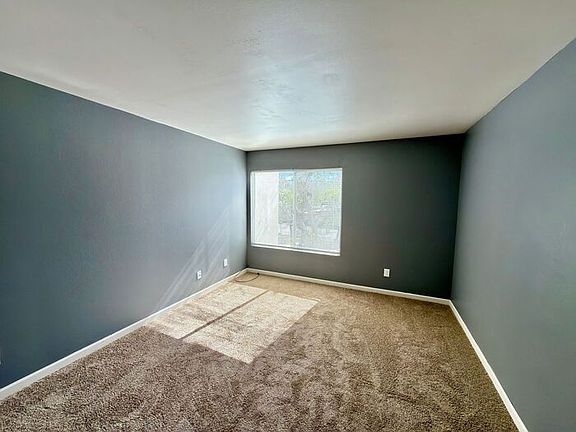4th image of 23515 Lyons Ave Unit 290