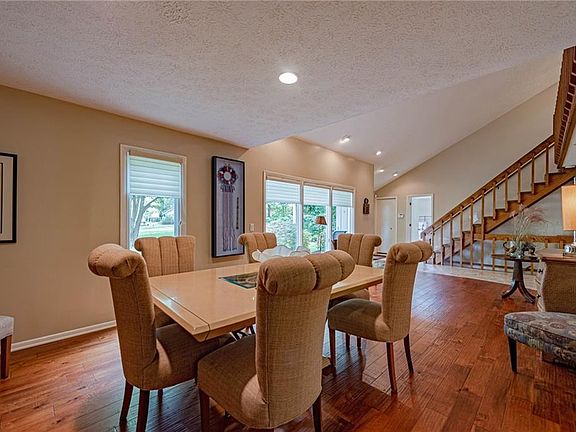 5th image of 3980 Beechmont Trl