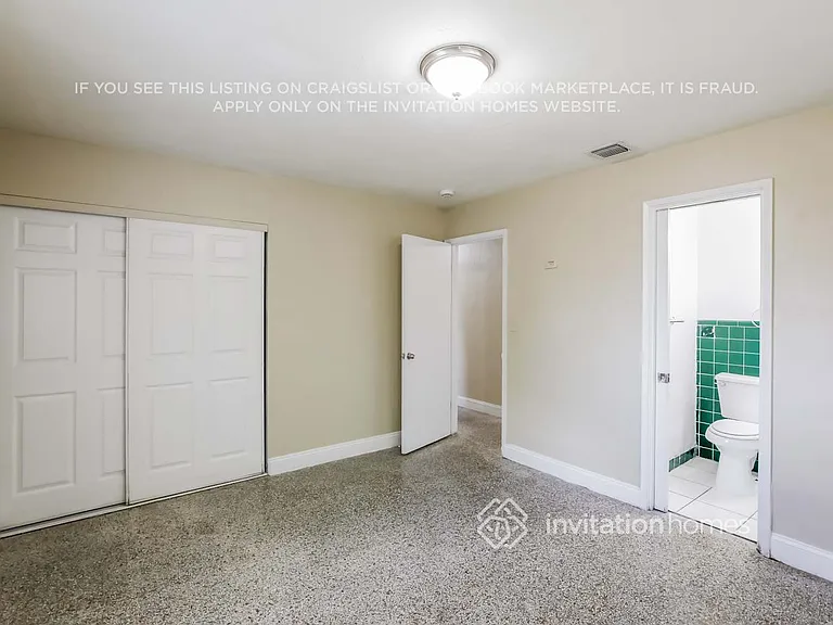 1848 SW 37th Ave — Photo 8