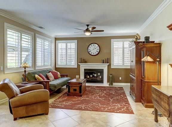 4th image of 33856 Old Trail Dr