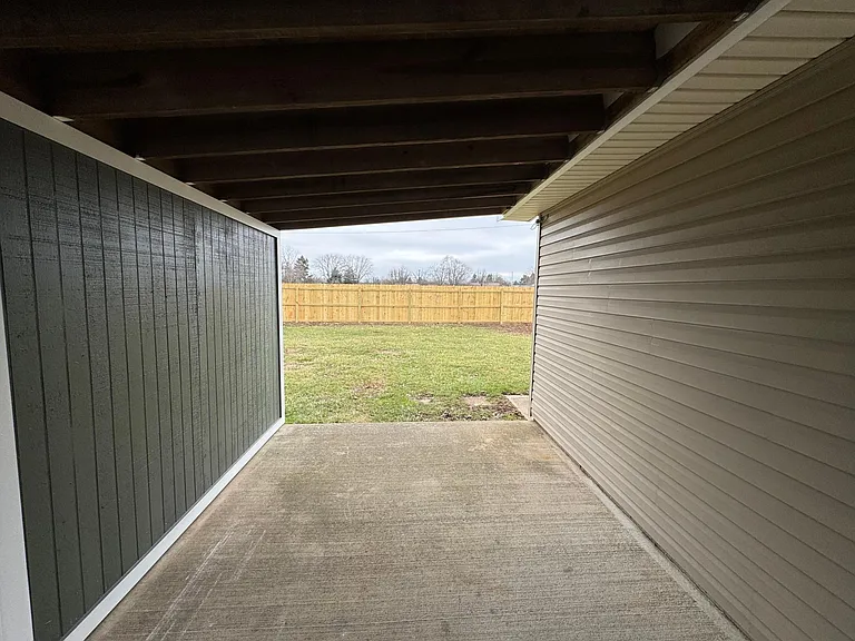 705 Brookfield Dr — Photo 31