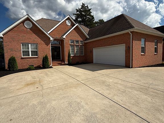 2nd image of 2893 Runnymeade Dr