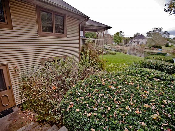 4th image of 30160 N Cobus Dr
