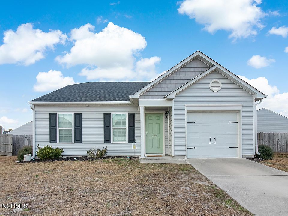1st image of 507 Pawley Dr SE
