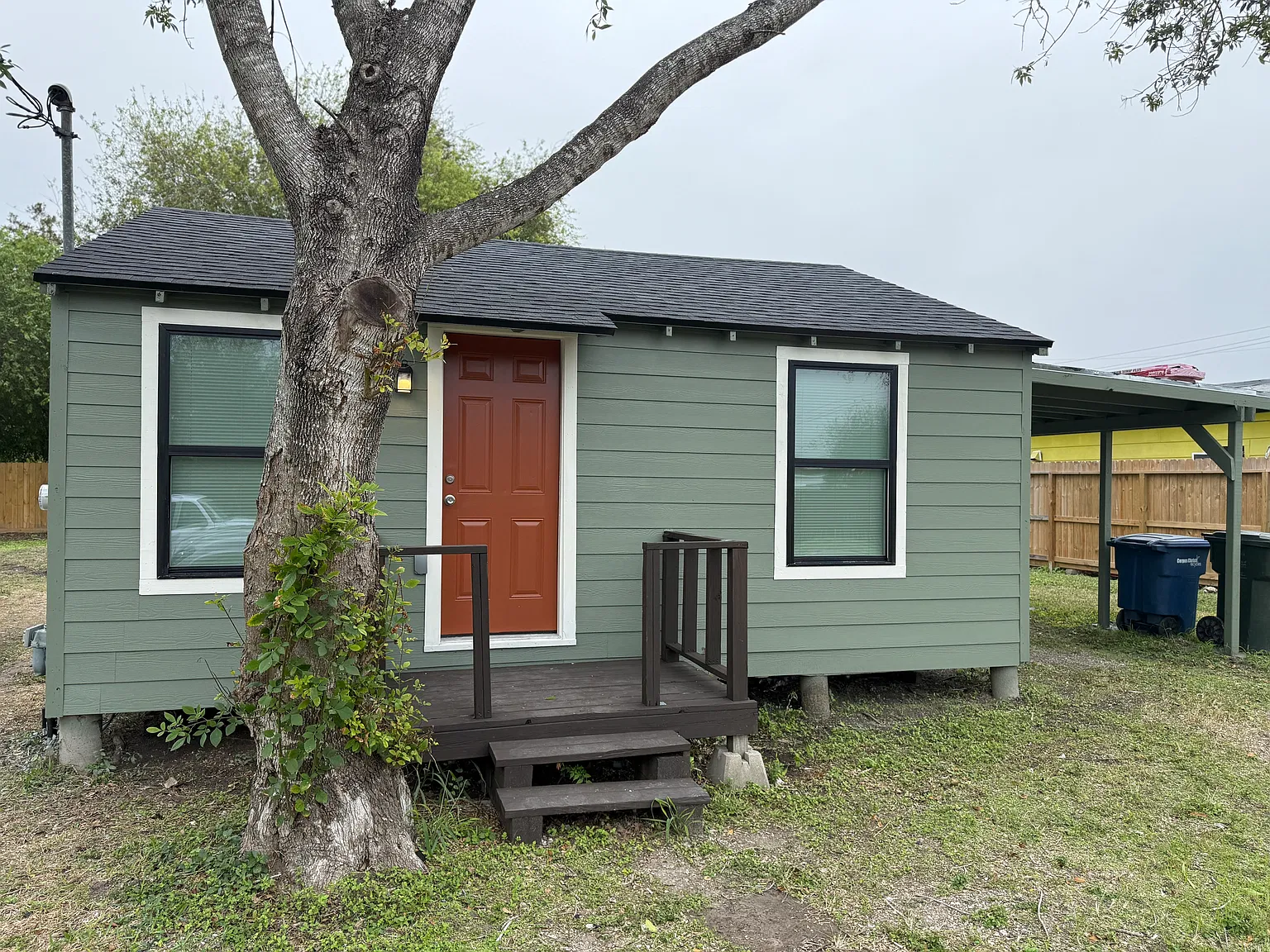 2 bed, 500 sqft, $1,000 — Photo 2
