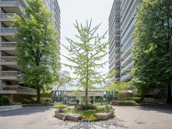 63 Saint Clair Ave W #903, Toronto, ON M4V 2Y9
