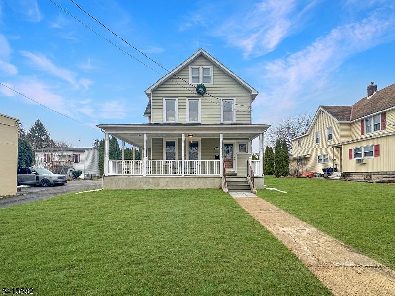 1st image of 925 Lee Ave