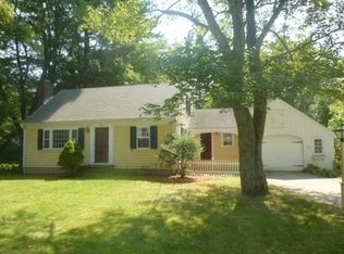 11 Spring St, Norfolk, MA 02056