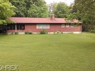 8 Overlook Rd, Bentleyville, OH 44022