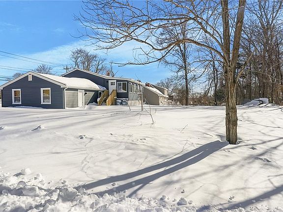 5th image of 114 Burlingame Rd