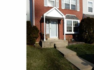 12 Eusden Dr, Aston, PA 19014