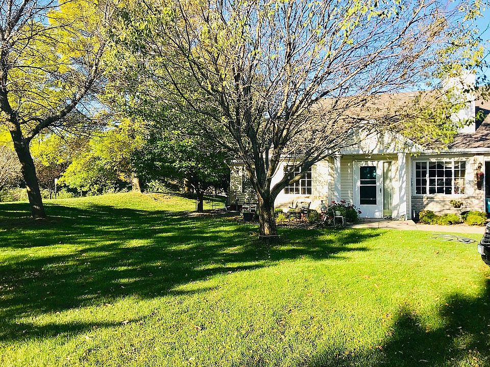 Front Yard SE Exposure 