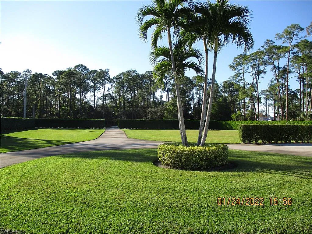Oakes Estates — Photo 3