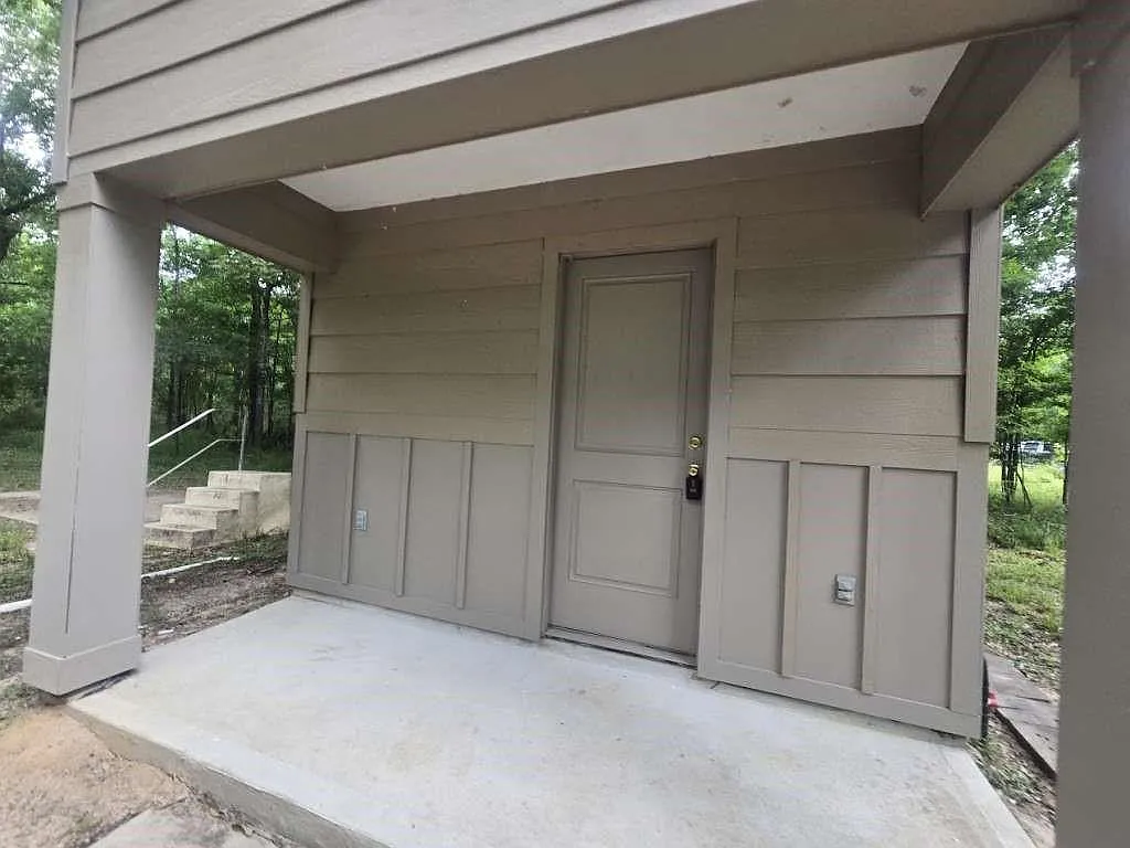 1 bed, 1.0 bath, 288 sqft, $999 — Photo 3