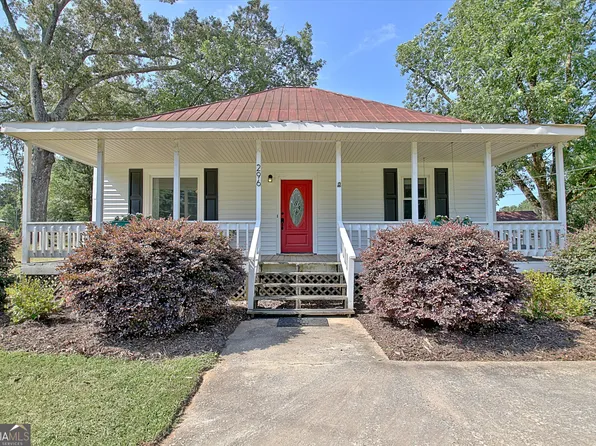 296 Corinth Rd, Jonesboro, GA 30238