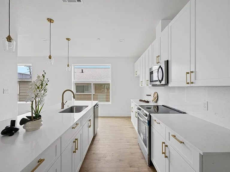 7920 Mullen Dr #5 — Photo 12