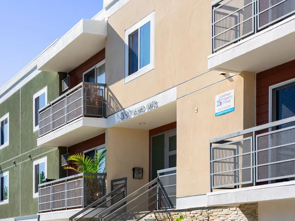 5161 Riverton Ave, North Hollywood, CA