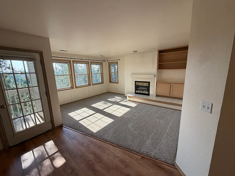 8353 N Village Dr — Photo 13