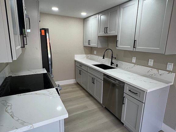 2nd image of 5403 Carrington Cir #5403