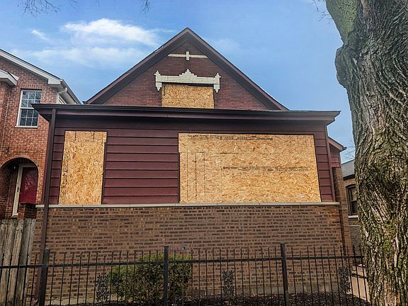 3rd image of 9207 S Ellis Ave